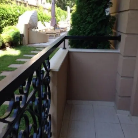 Studio In Dawn Park Deluxe Apartment Sunny Beach